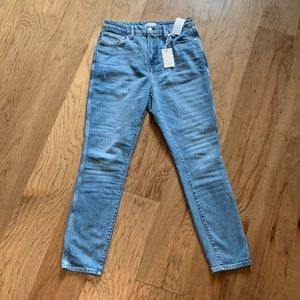 Good American Good Curve Skinny Jeans